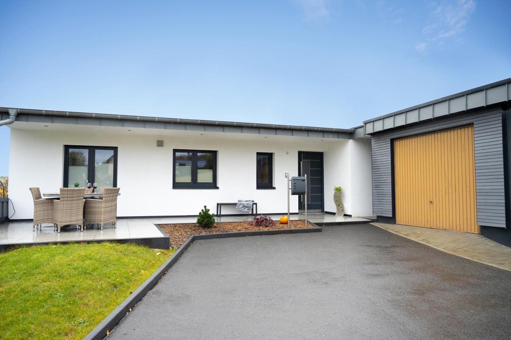 Ferienwohnung "Iewer Der Schaff" Burbach  Exterior foto